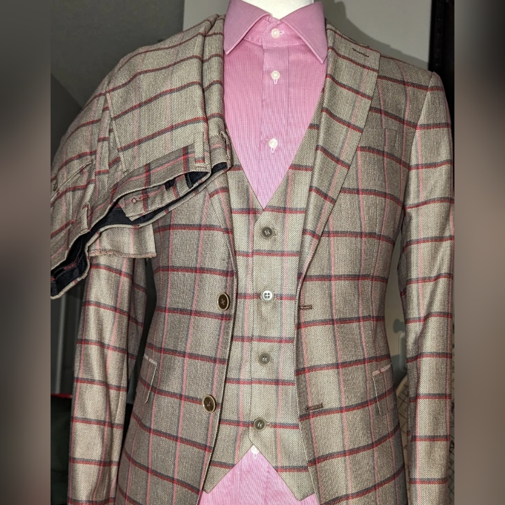 Men's suit
